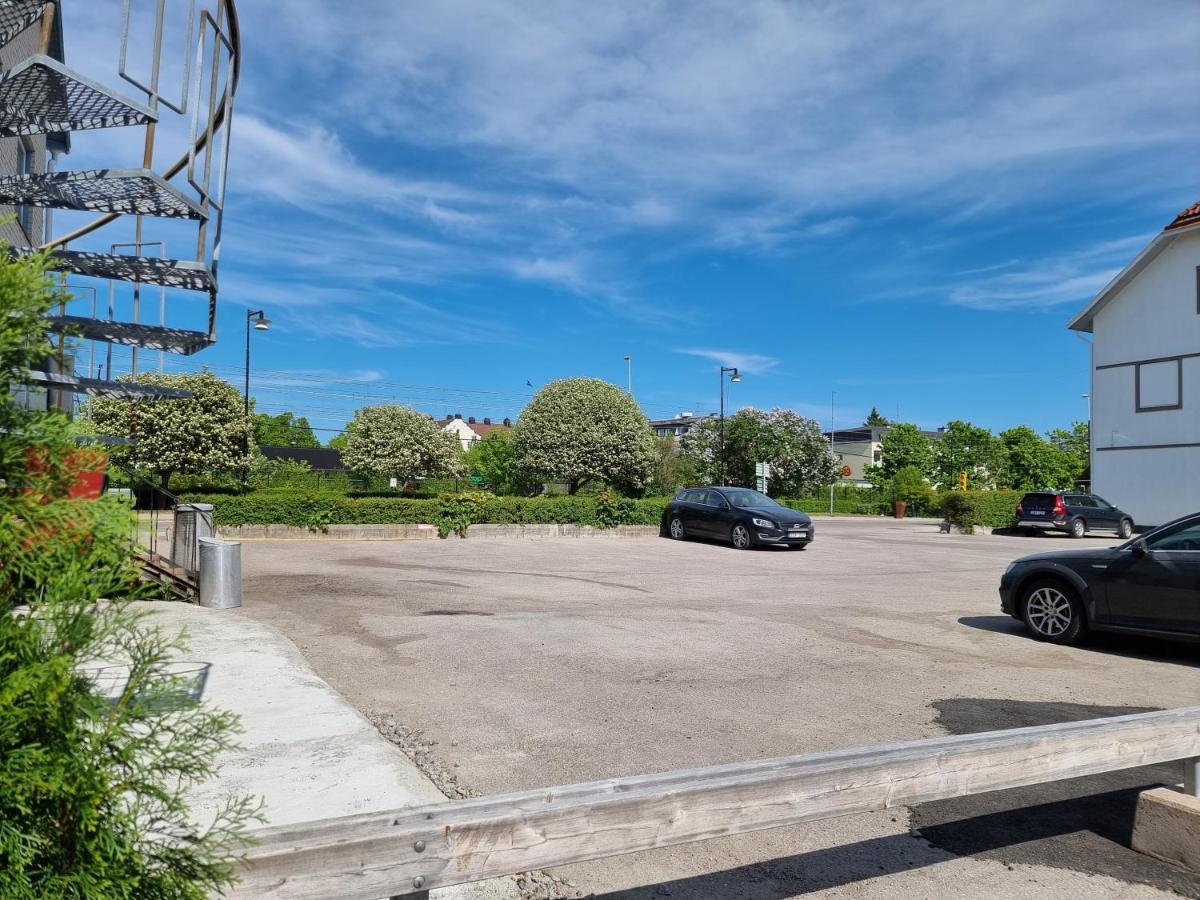Hotell Gaestis Tierp Exterior foto